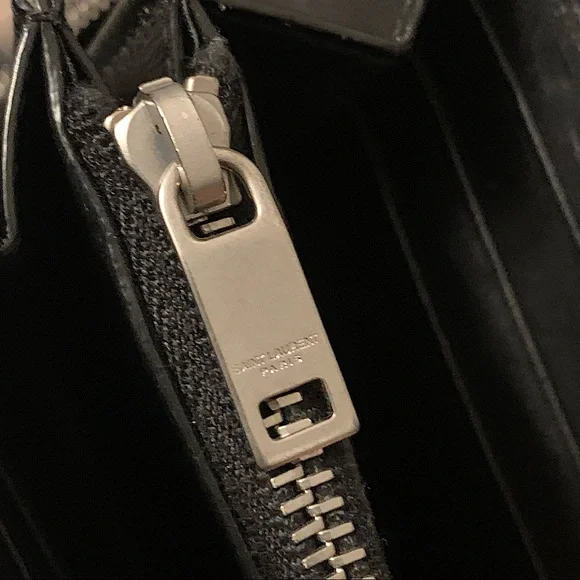 ❌SOLD❌ Saint Laurent Black Crocodile-Embossed Leather Zip-Around Long Wallet - Picture 12 of 14